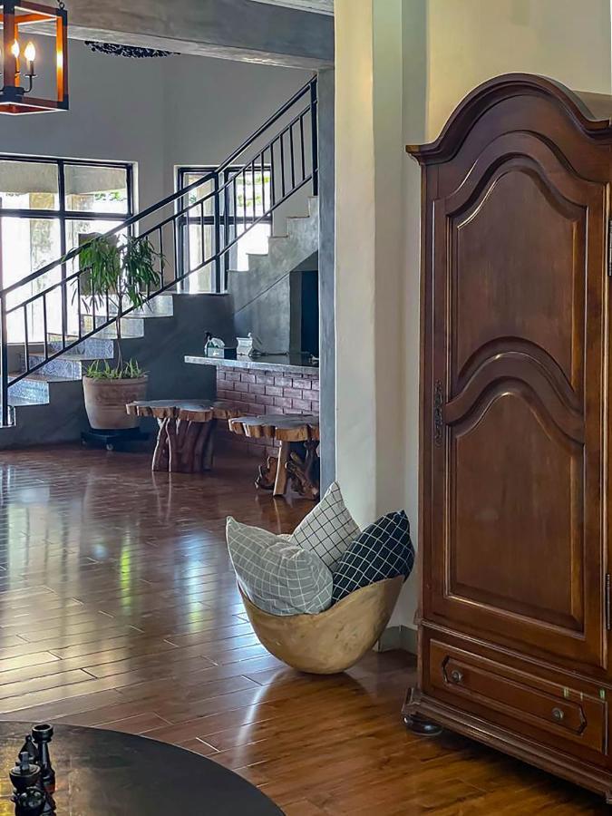 Bamboo Boutique Hotel Лилонгве Экстерьер фото